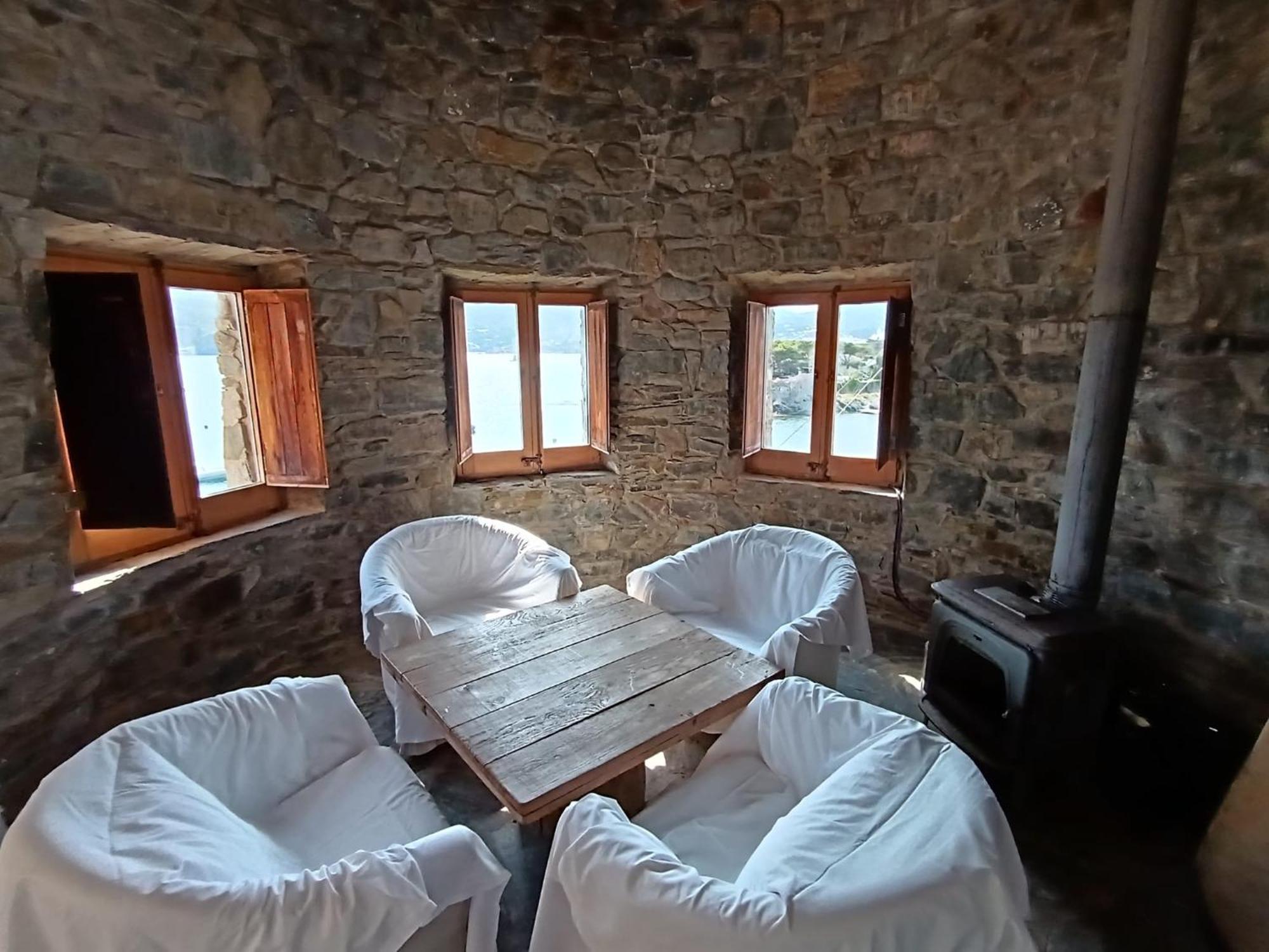 Isla Privada En Cadaques De Ensueno Con 11 Habitaciones Dobles Con Bano Privado Y Piscina Buitenkant foto